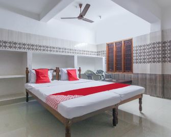 Hotel O Muthu Ganesh Mahal - Raxaul - Bedroom