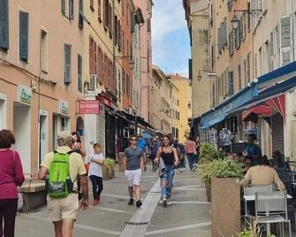 Studio Rue Pietonne Ajaccio - Ajaccio