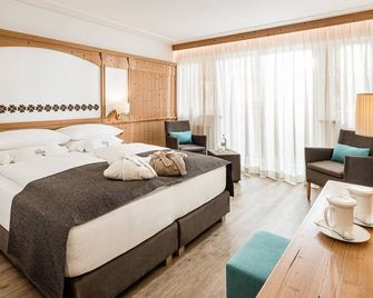 Giardin Boutique Hotel B&b - Selva di Val Gardena - Phòng ngủ