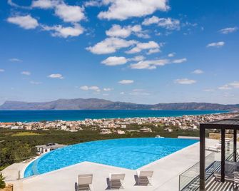 Villa Pirgos Luxury - Kissamos - Piscina