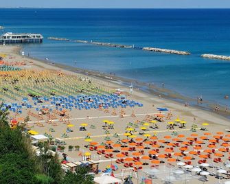 Hotel Venus - Gabicce Mare - Strand