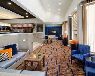 Courtyard by Marriott Kansas City Overland Park/Metcalf - אוברלנד פארק - טרקלין