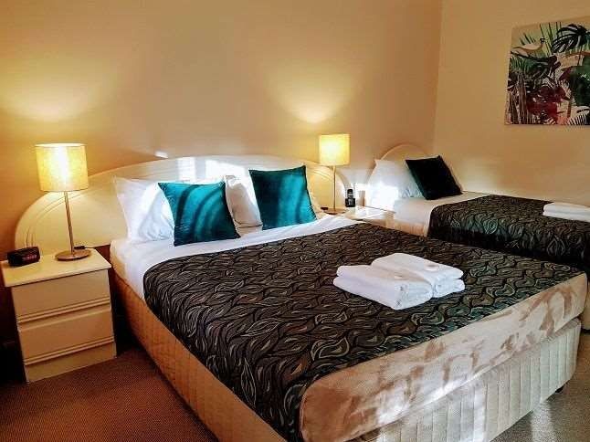 Rockhampton Palms Motor Inn - רוקהאמפטון - חדר שינה