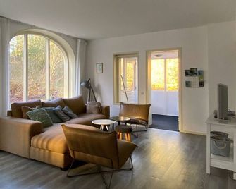 Landgoed Huize Glory - Bergen aan Zee - Living room
