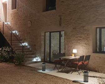 Mas Tareau la Syrah - Beaucaire - Patio