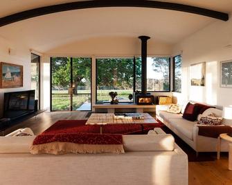 Red Hill Ridge - Dromana - Living room