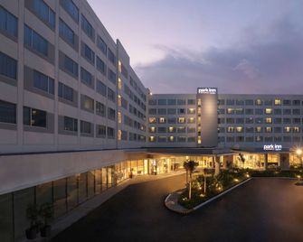 Park Inn By Radisson Clark - Angeles City - Building