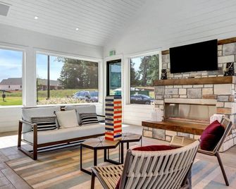 Balch Road Apartments by Landing - Madison - Living room