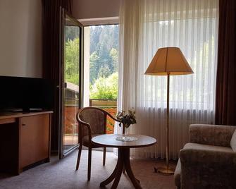 Hotel Burg Waldau - Grasellenbach - Huiskamer