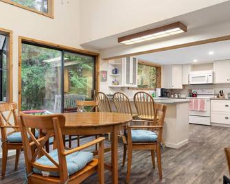 Perch - Rhododendron Loft - Coupeville - Jídelna