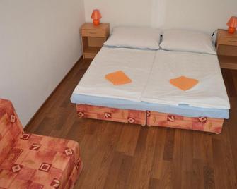 Penzion Adriana - Rožňava - Habitación