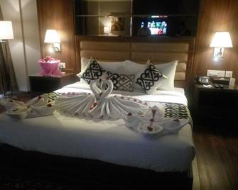 Hotel the Shaurya - Patiala - Ložnice