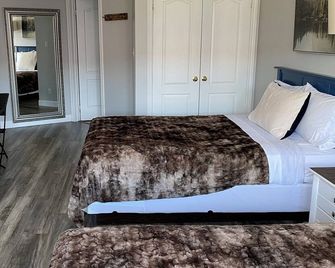Spacious Resort Studio in Collingwood - 9 Min from Blue Mountain! - Collingwood