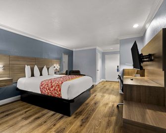 Best Western Moreno Hotel & Suites - Moreno Valley - Bedroom