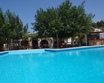 Pension Irene - Ios - Pool