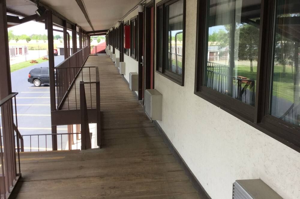 Other view of Econo Lodge Buffalo South