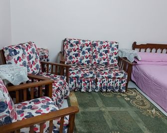 Excellent furnished apartment ready to move in quite area at Maadi - Каїр - Вітальня