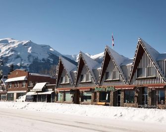 Astoria Hotel - Jasper - Building