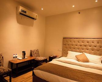 Jullundar Hotel - Chandigarh - Habitación