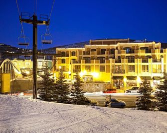 Freshly Updated Ski-in/Ski-out Condo on Main w/ Private Hot Tub - Park City - Building