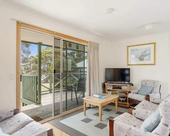 Grevillea 63 Burgar Rd Middleton - Linen Included - Middleton - Вітальня