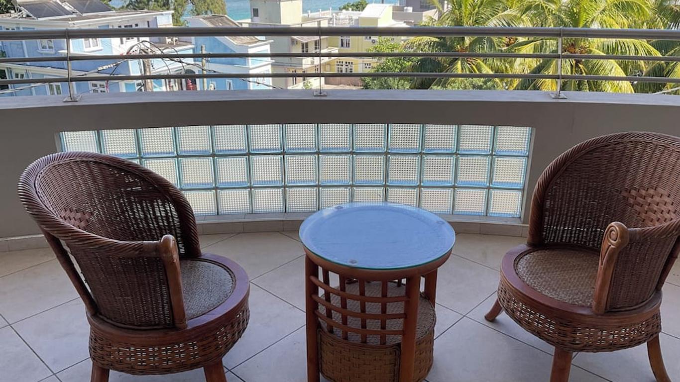 Blue Bay Holiday Resort