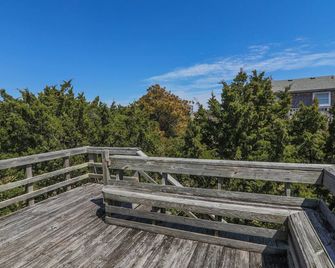 7604 - Uncle Pooh's Cottage - Avon - Balcón