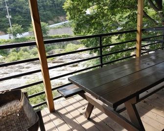 양산(배내골) 다인촌펜션 - 양산 - 발코니