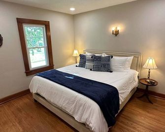 Vintage Charm On Elson Ave - Van Wert - Habitación