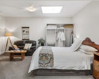 Ellie's Studio Apartment, Stanley - Stanley - Slaapkamer