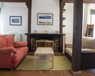 Albergue La Cabana - Potes - Sala de estar