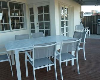 4 Havelock Street - central heritage home - Wodonga - Patio