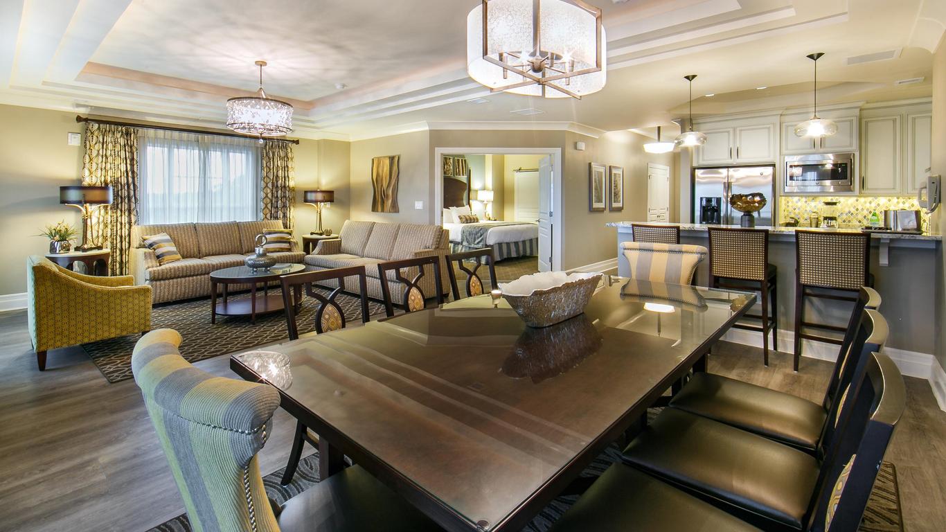 هوليداي إن كلوب فاكيشنز ساوث بيتش ريزورت، آن آي آيتش جي هوتل