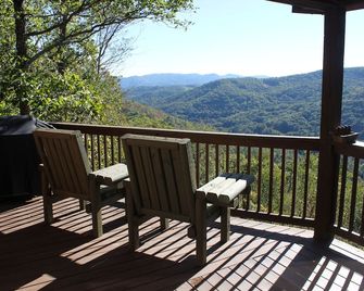 Mountain Top Luxury Cabin Cashiers Smokey Mountains Nc Usa - Cullowhee - Balcony
