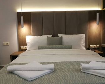 4- You Family - Polýgyros - Ložnice