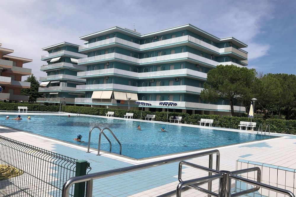 Residence Valbella - Bibione - בריכה