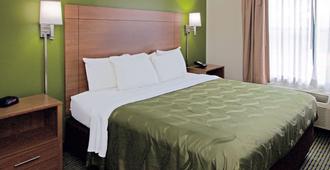 Quality Suites Lake Wright - Norfolk Airport - Norfolk
