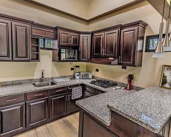 Bungalos Vista a Cayaguanca - San Ignacio - Cocina