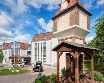 Weinberghotel Edelacker - Freyburg - Edificio