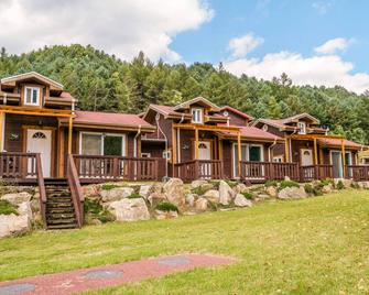 자연과힐링 리조트 - 횡성 - 건물