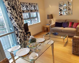 Violet Bank Apartment New Town - Edinburgh - Phòng khách