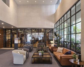 ذي آيلاند بلو - سيوغويبو - ردهة