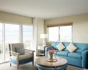 2 Charter Club Marco Island Beachfront Resort - Marco Island - Sala de estar