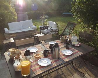 Chambres et table d'hôtes Au Brabo - Mormoiron - Patio