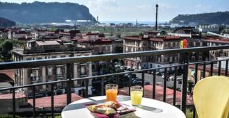 Hotel Kennedy - Naples - Balcony