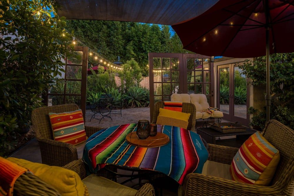 North Park Spanish revival house, walk to shops. restaurants - سان دييغو - شرفة مرصوفة