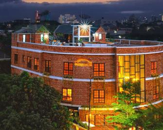 Rumanami Residence - Jakarta - Byggnad