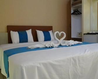 Hypertek Hotel - Grand Baie - Habitación