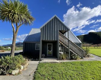 Pudding Hill Lodge & Chalets - Staveley - Edificio