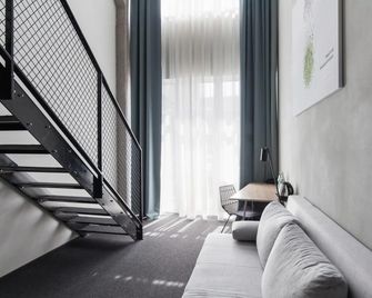 Loop Hotel Vilnius - Vilnius - Living room